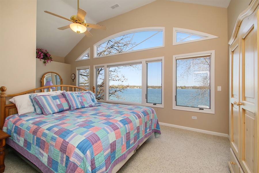 2937 E Lakeshore Drive, Twin Lakes, WI, 53181 Virtual Tour