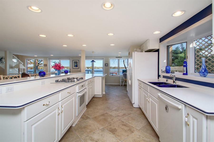 2937 E Lakeshore Drive, Twin Lakes, WI, 53181 Virtual Tour