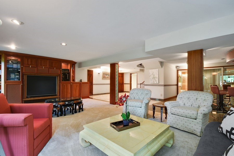 34 N Liberty, South Barrington, IL, 60010 Virtual Tour properties