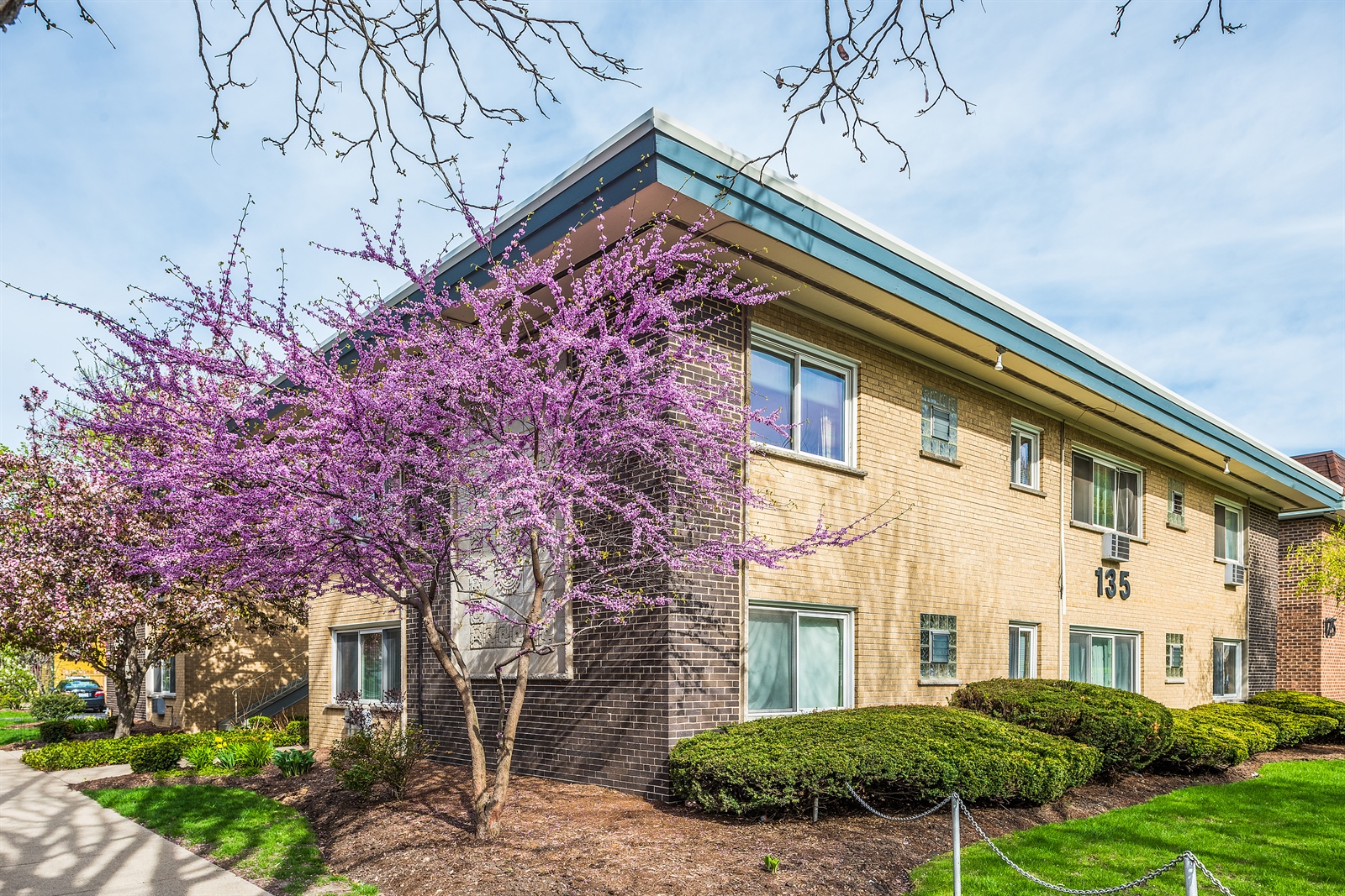 135 S Kenilworth Ave, Unit 8, Oak Park, IL, 60302, Virtual Tour