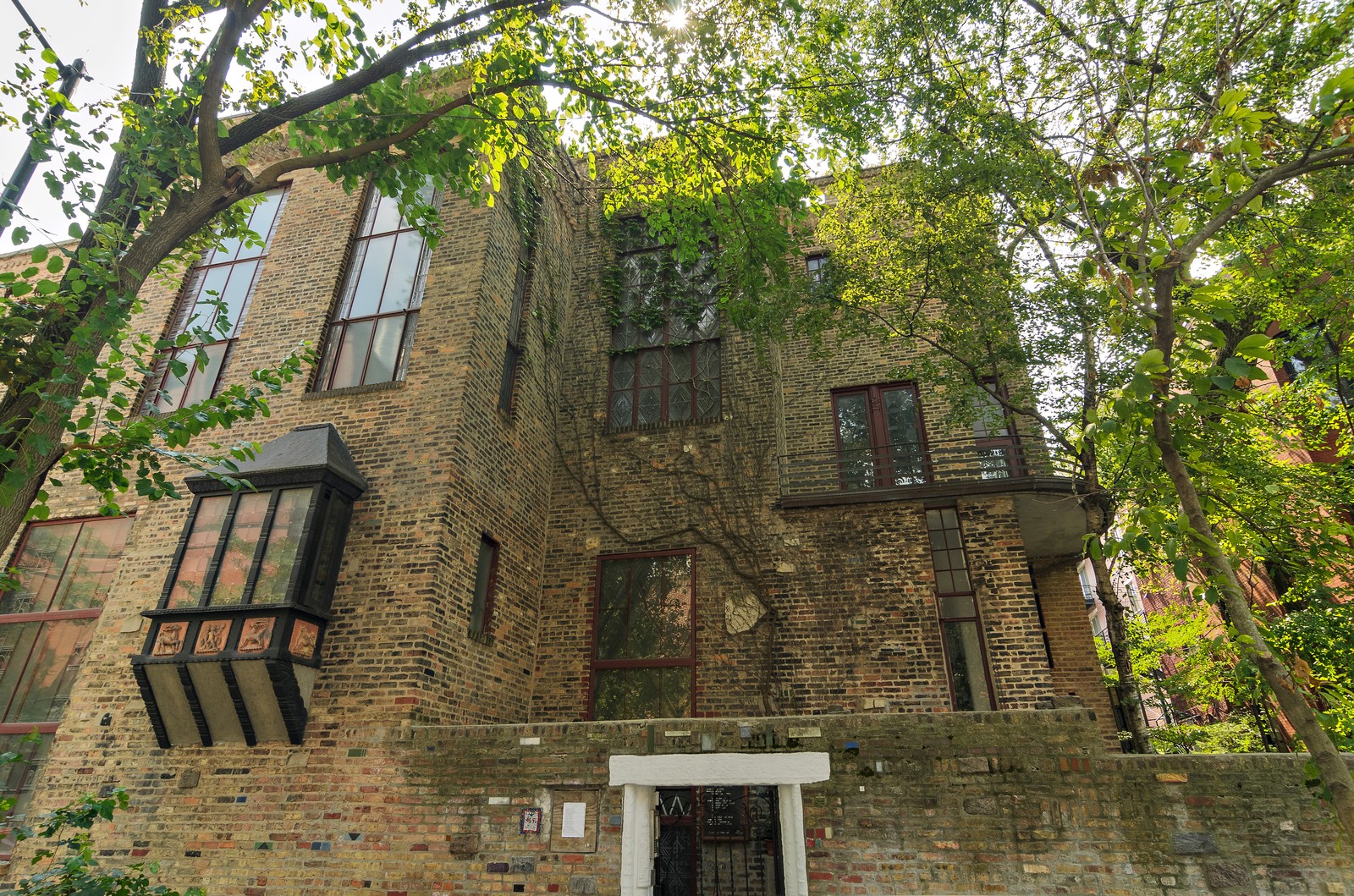 155 W Burton PL 5 Chicago IL 60610 Virtual Tour