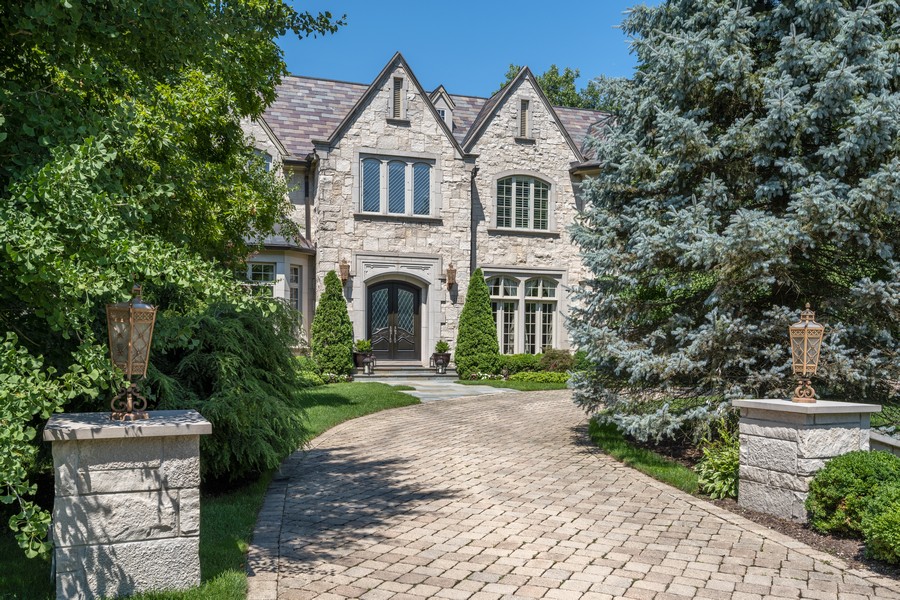 1171 Lindenwood Dr, IL, 60093 Virtual Tour properties