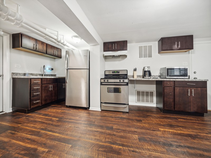 4527 N Troy Street, Chicago, IL, 60625 Virtual Tour properties