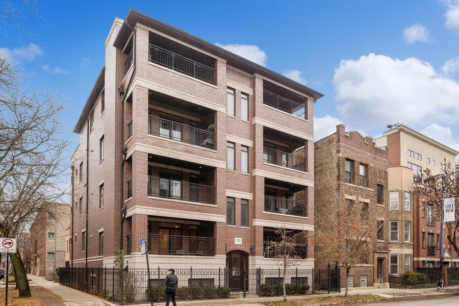 858 W Diversey Unit 1W, Chicago, IL, 60614 Virtual Tour properties Christie's International