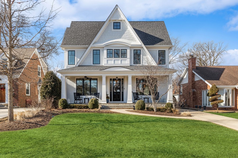3906 Grand Ave., Western Springs, IL, 60558 | Virtual Tour | @properties Christie