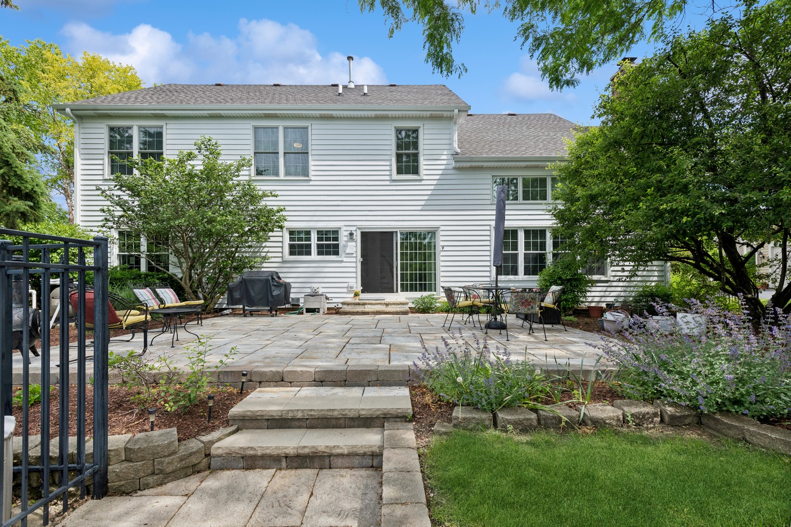 1155 O'Malley Dr, Lake Zurich, IL, 60047 Virtual Tour properties