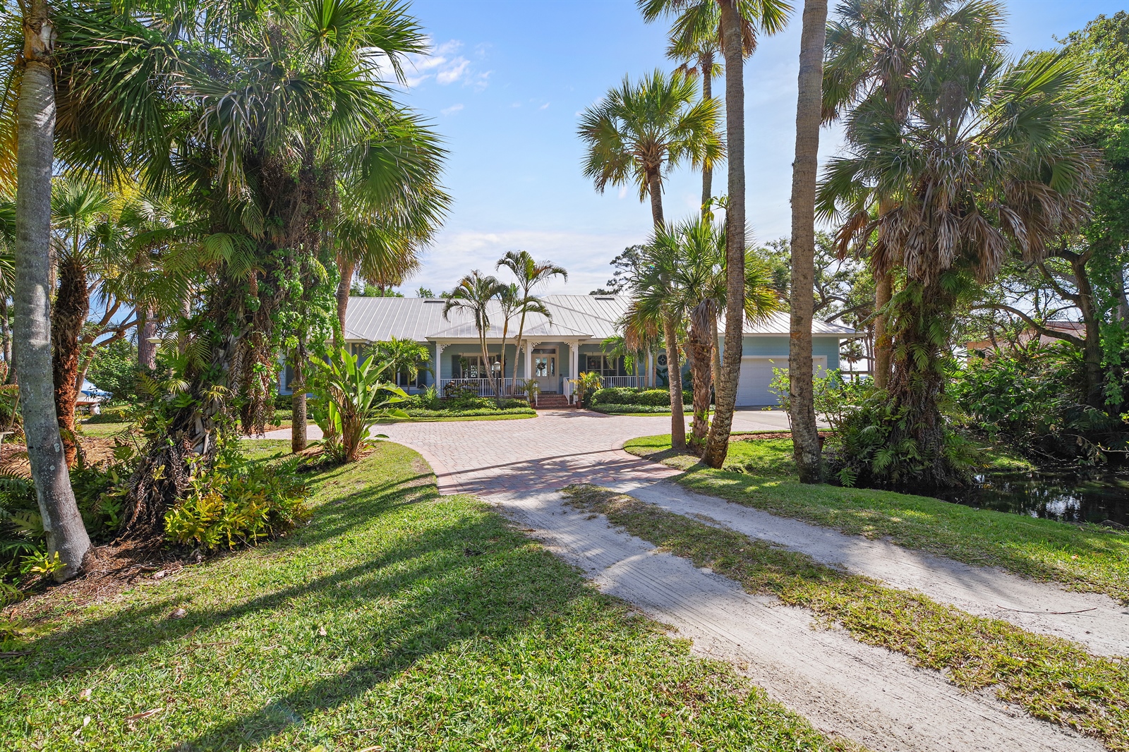 1913 Pineapple Ave., Melbourne, FL, 32935 Virtual Tour