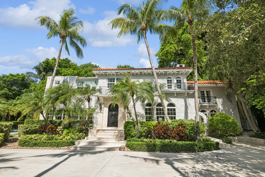 4288 Douglas Rd, Miami, FL, 33133 | Virtual Tour