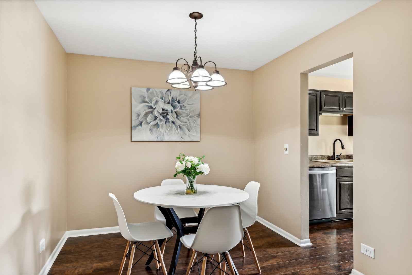 361 Pembroke Ct Apt 5 Schaumburg IL 60193 Virtual Tour 361 Pembroke Ct Apt 5 Schaumburg IL 60193 Virtual Tour