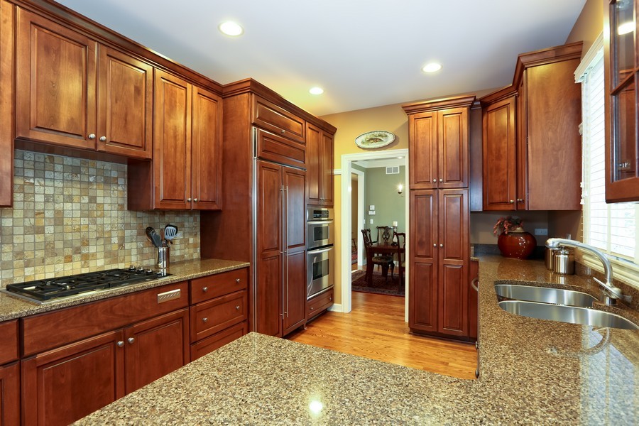 2117 Tartan Ct, Wheaton, IL, 60187 Virtual Tour Baird & WarnerGlen