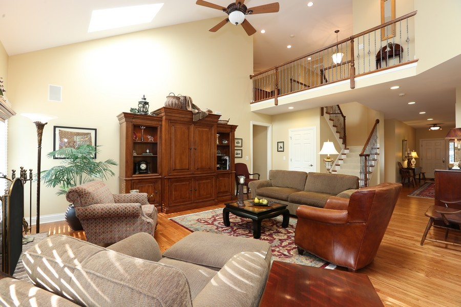 2117 Tartan Ct, Wheaton, IL, 60187 Virtual Tour Baird & WarnerGlen