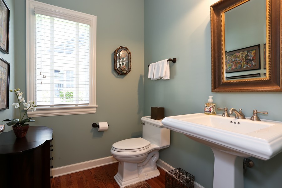 2117 Tartan Ct, Wheaton, IL, 60187 Virtual Tour Baird & WarnerGlen