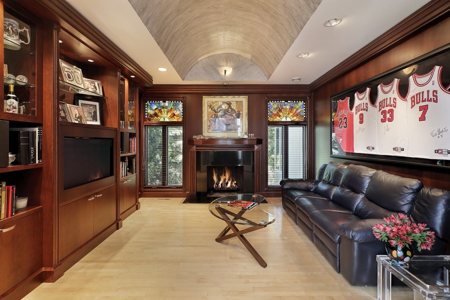 3345 Sunset Trl, Northbrook, IL, 60062 Virtual Tour Baird & Warner