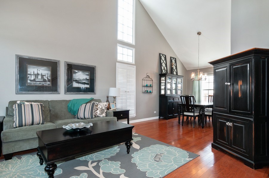 280 Meadow Lakes Blvd, Aurora, IL, 60504 Virtual Tour