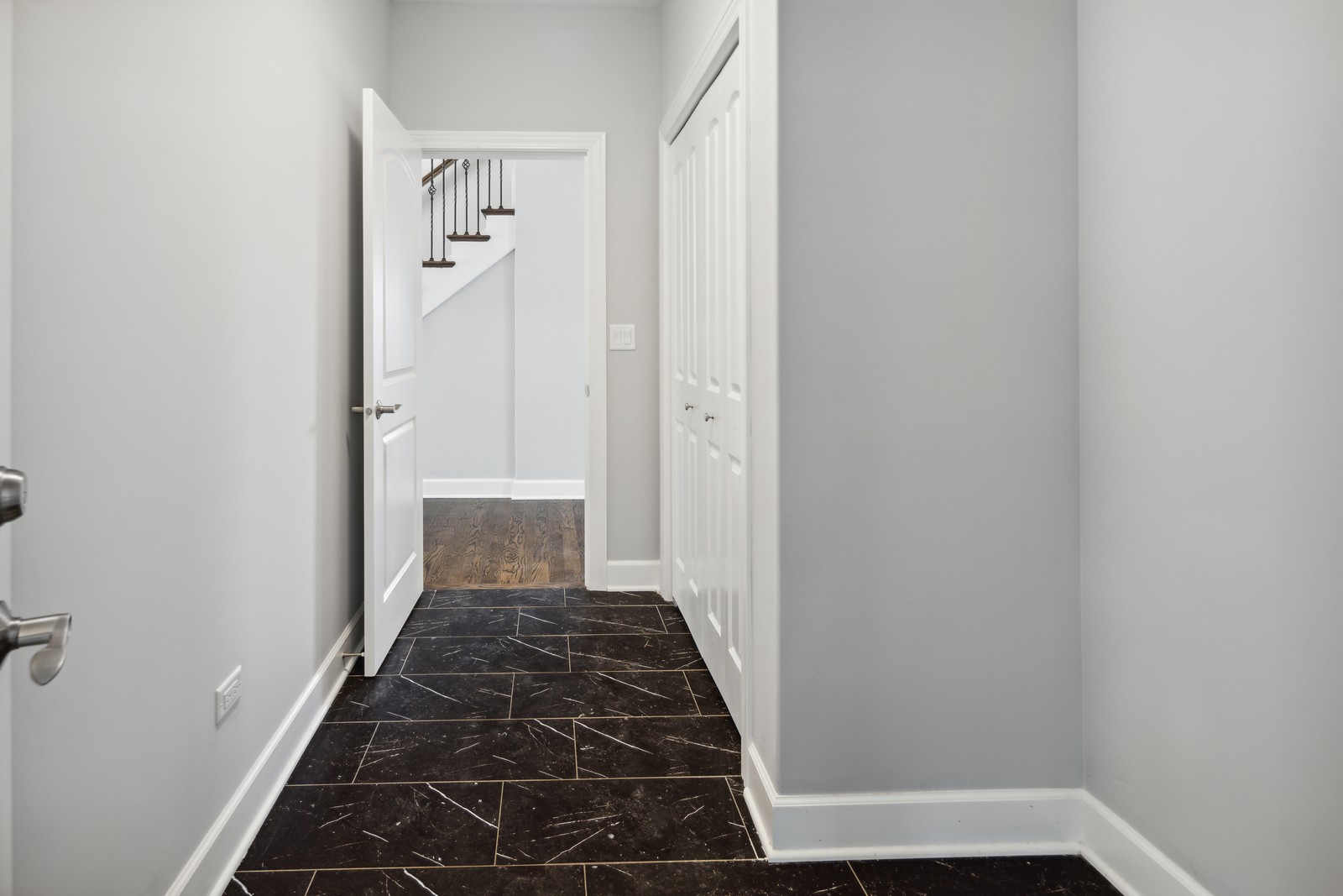 805 North Emroy Ave, Elmhurst, IL, 60126 Virtual Tour Baird