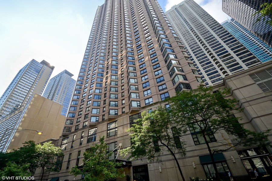 401 East Ontario St, 4302, Chicago, IL, 60611 Virtual Tour