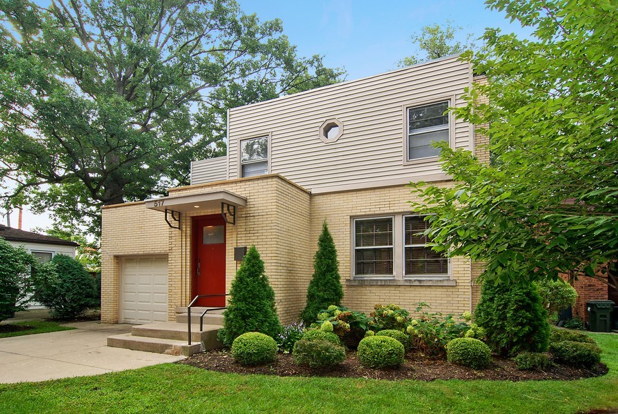 517 Berkeley Road, Riverside, IL, 60546 Virtual Tour Coldwell