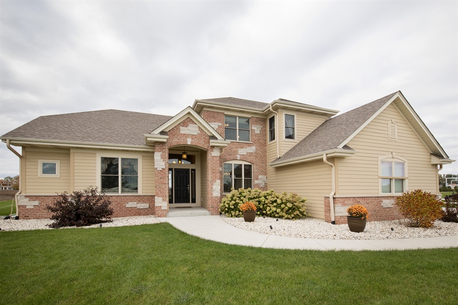 15328 Kingston Way, Yorkville, WI, 53126 Virtual Tour Coldwell