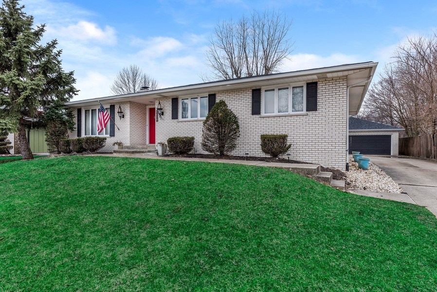 9530 Dogwood Drive, Munster, IN, 46321 | Virtual Tour | @properties ...