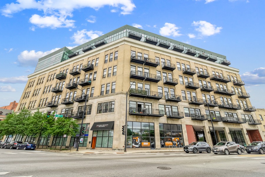 1645 W. Ogden Ave #637, Chicago, IL, 60612 | Virtual Tour | Coldwell ...