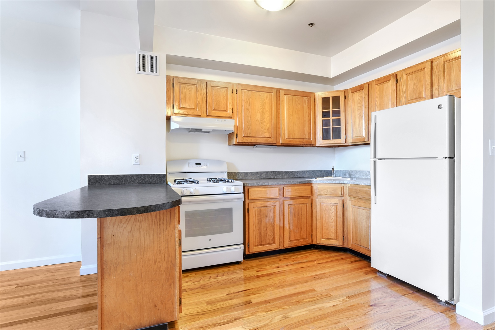 421 Degraw St, Apt 3h, Brooklyn, Ny, 11217 