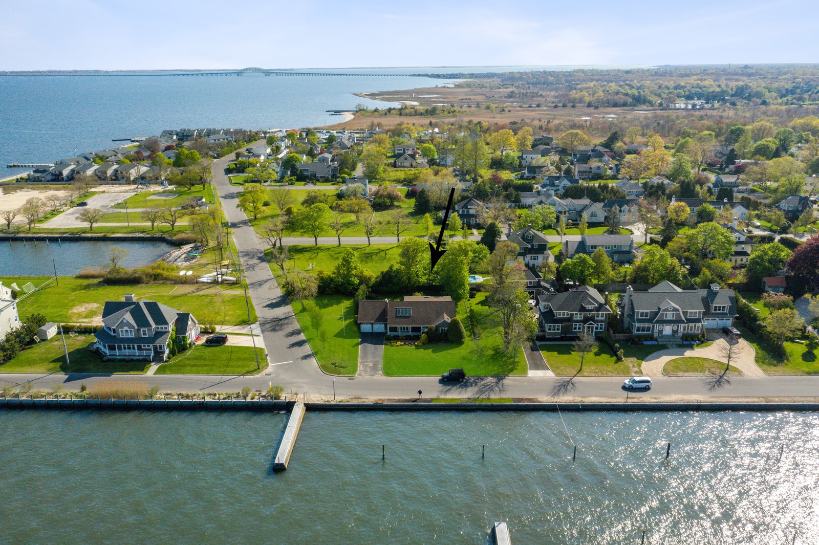 27 Concourse West, Brightwaters, NY, 11718 Virtual Tour