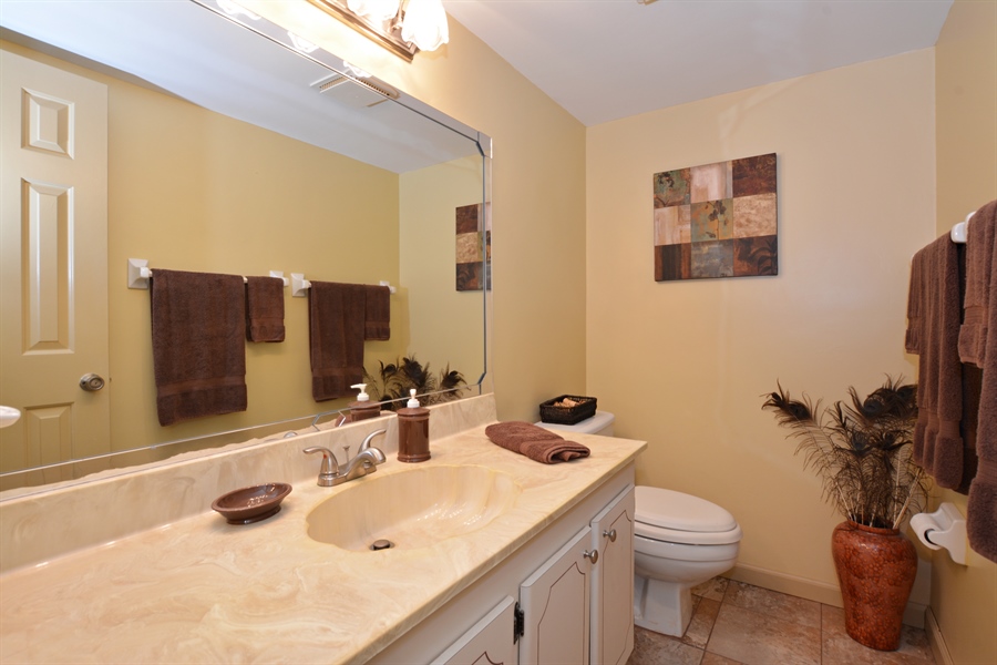 Real Estate Photography - 773 Jeffery Street, 4-303, Boca Raton, FL, 33487 - 5th Bathroom