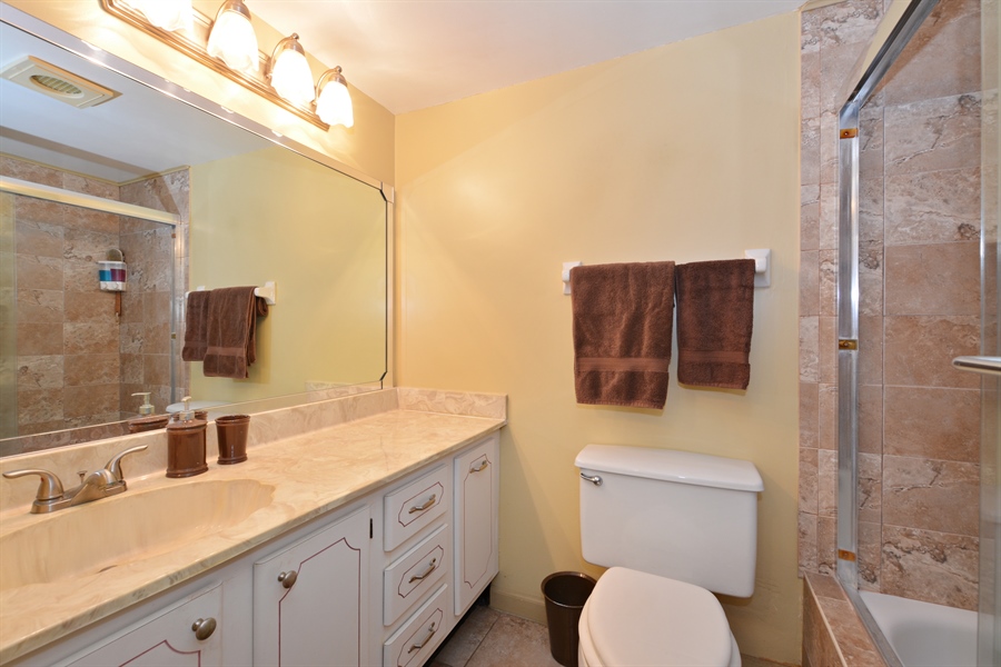 Real Estate Photography - 773 Jeffery Street, 4-303, Boca Raton, FL, 33487 - Primary Bathroom