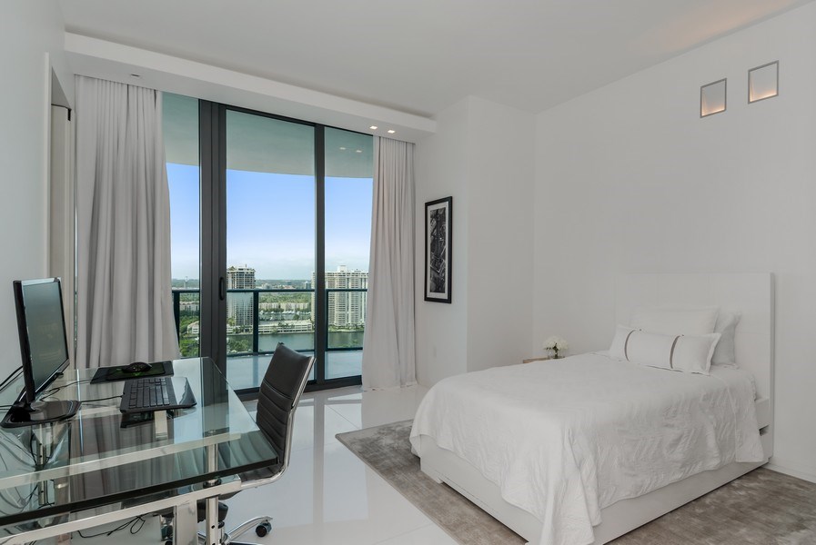 Real Estate Photography - 19575 Collins Ave, 23, Sunny Isles Beach, FL, 33160 - 2nd Bedroom