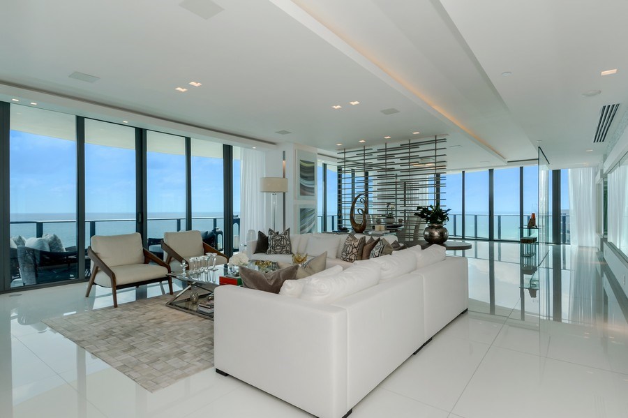 Real Estate Photography - 19575 Collins Ave, 23, Sunny Isles Beach, FL, 33160 - Living Room / Dining Room