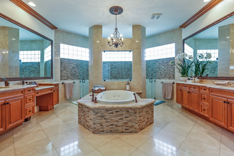 Real Estate Photography - 1841 SW 131st Ter, Davie, FL, 33325 - Primary Bathroom