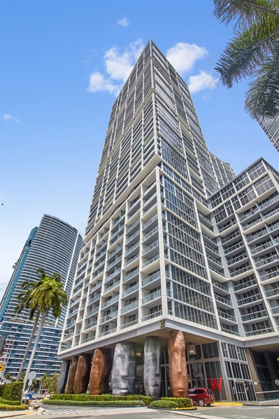 Real Estate Photography - 495 Brickell Ave, 701, Miami, FL, 33131 - Front View