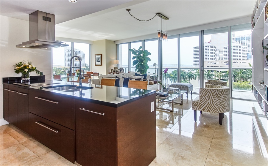 Real Estate Photography - 495 Brickell Ave, 701, Miami, FL, 33131 - Kitchen / Dining Room