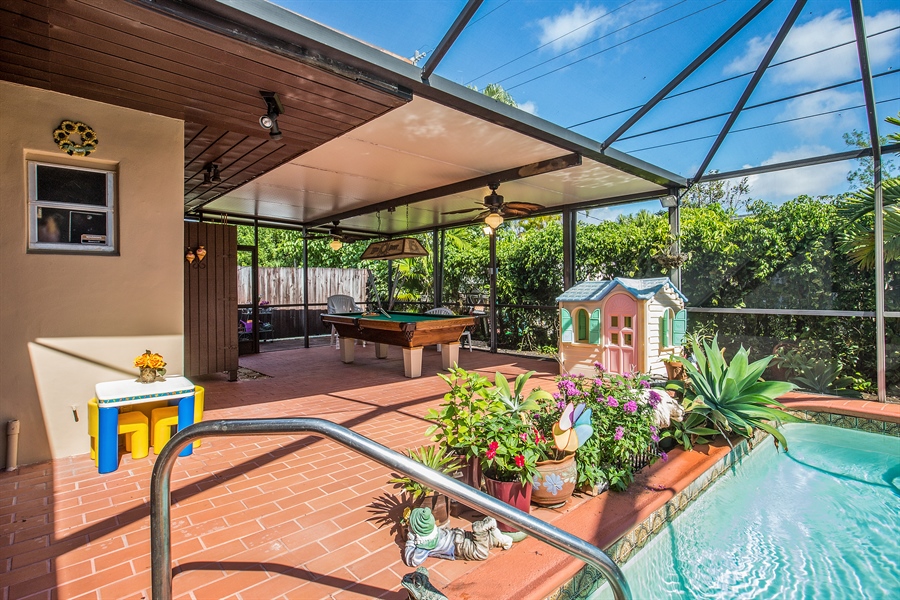 Real Estate Photography - 12535 SW 34th St, Miami, FL, 33175 - Pool