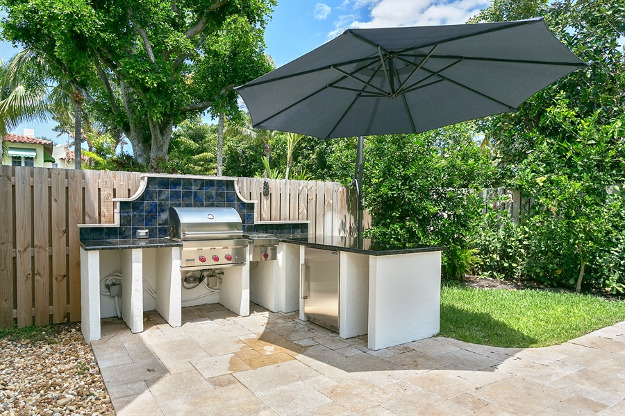 Real Estate Photography - 222 Monroe Drive, West Palm Beach, FL, 33405 - Barbeque / Picnic Area