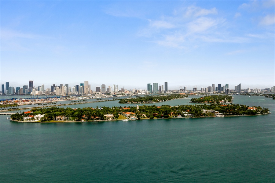 Real Estate Photography - 650 West Ave, 2903, Miami Beach, FL, 33139 - City View