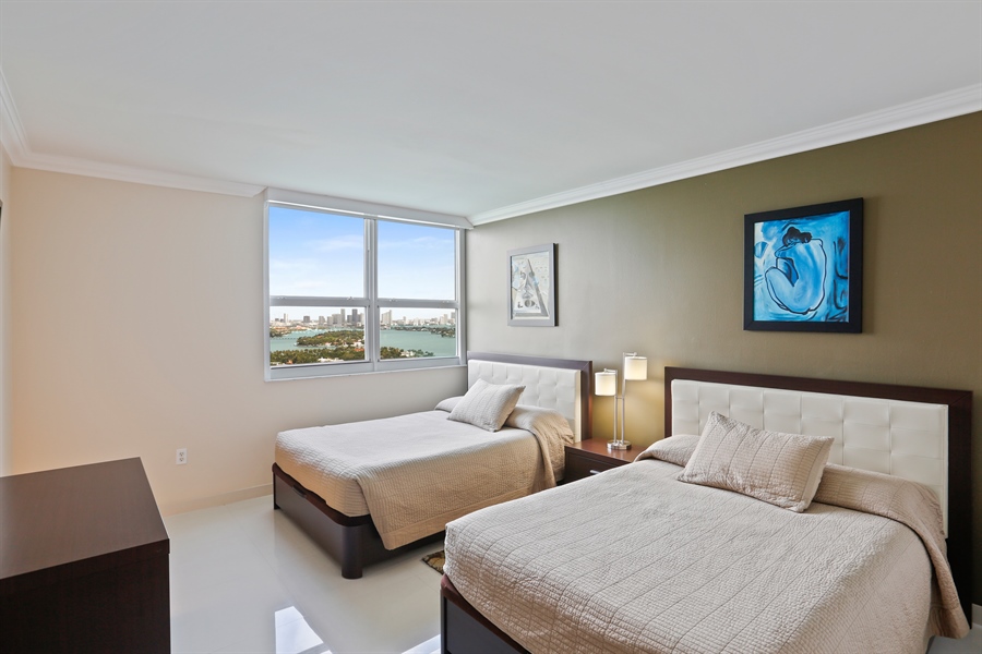 Real Estate Photography - 650 West Ave, 2903, Miami Beach, FL, 33139 - 2nd Bedroom