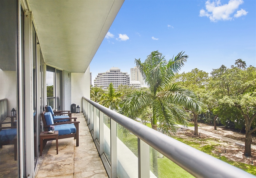 Real Estate Photography - 495 Brickell Ave, 411, Miami, FL, 33131 - Balcony