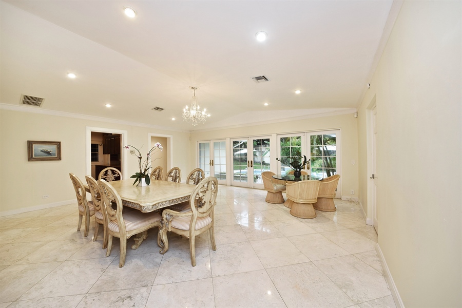 Real Estate Photography - 130 Algoma Road, Palm Beach, FL, 33480 - Dining Room