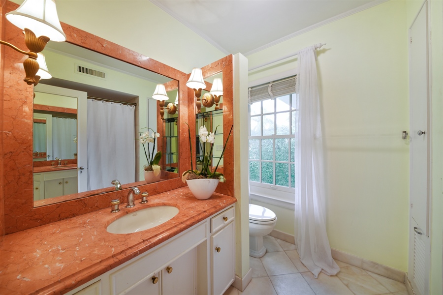 Real Estate Photography - 130 Algoma Road, Palm Beach, FL, 33480 - Bathroom
