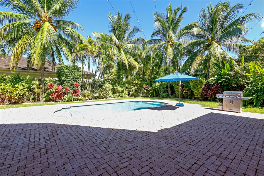 Real Estate Photography - 12580 SW 76th St, Miami, FL, 33183 - Pool