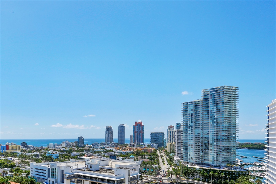Real Estate Photography - 650 West Ave, 2208, Miami Beach, FL, 33139 - Ocean View