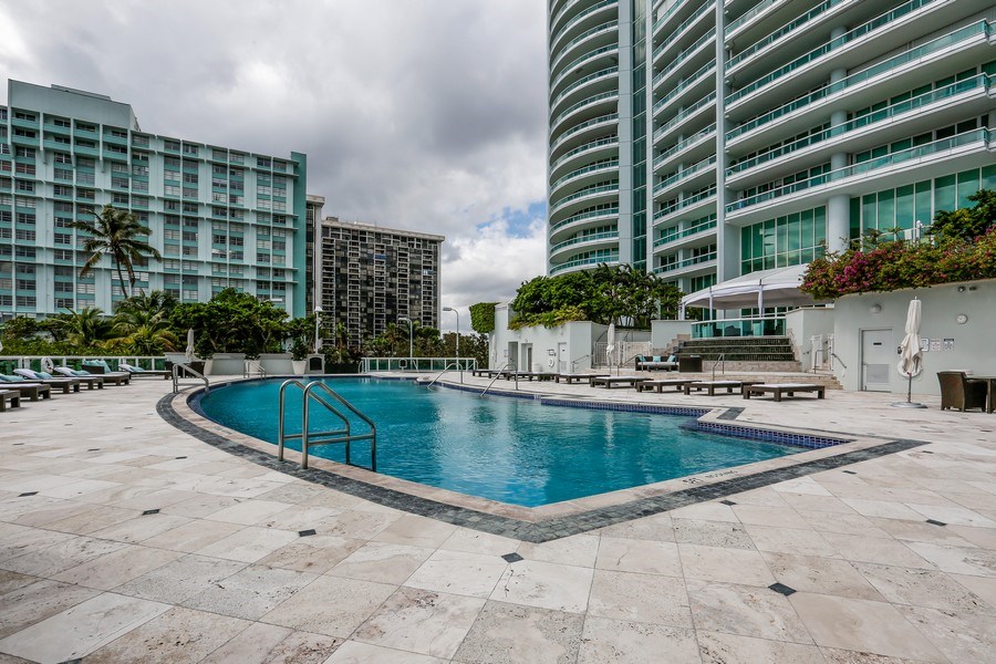 Real Estate Photography - 1643 Brickell Ave, 2904, Miami, FL, 33129 - Pool