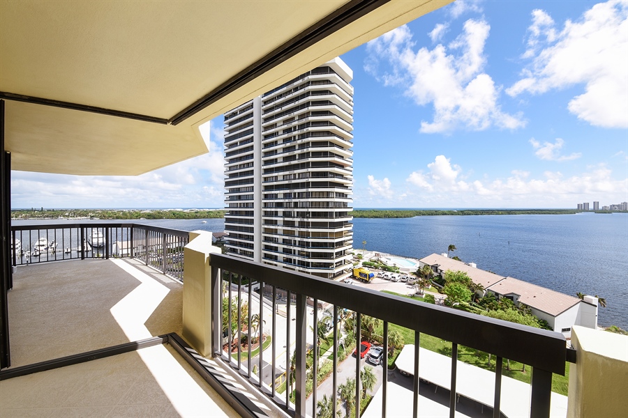 Real Estate Photography - 115 Lakeshore Drive, 1146, North Palm Beach, FL, 33408 - Ocean View