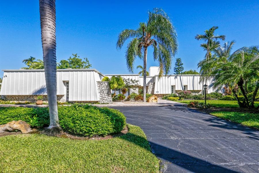 Real Estate Photography - 13421 SW 72nd Ave, Pinecrest, FL, 33156 - Front View