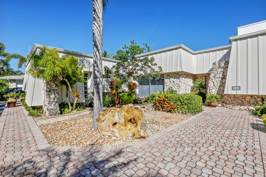 Real Estate Photography - 13421 SW 72nd Ave, Pinecrest, FL, 33156 - Front View