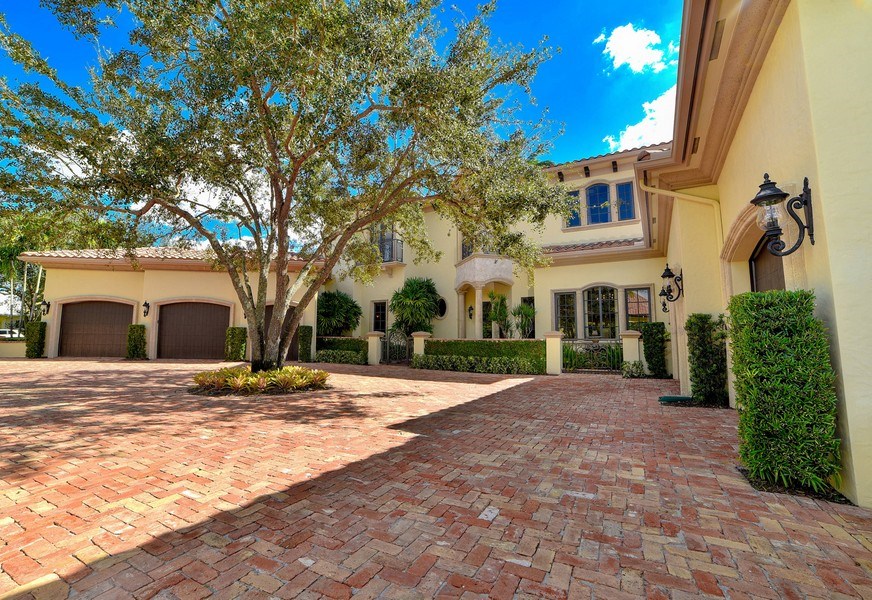 Real Estate Photography - 1655 Breakers West Blvd, West Palm Beach, FL, 33411 - 
