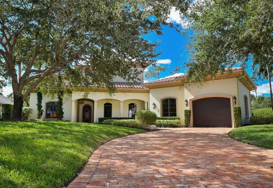 Real Estate Photography - 1655 Breakers West Blvd, West Palm Beach, FL, 33411 - 