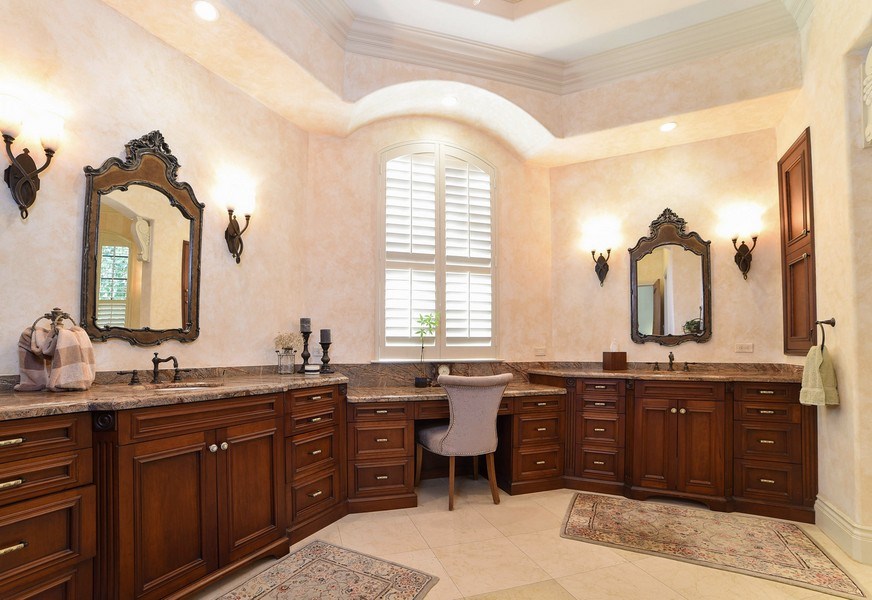 Real Estate Photography - 1655 Breakers West Blvd, West Palm Beach, FL, 33411 - 
