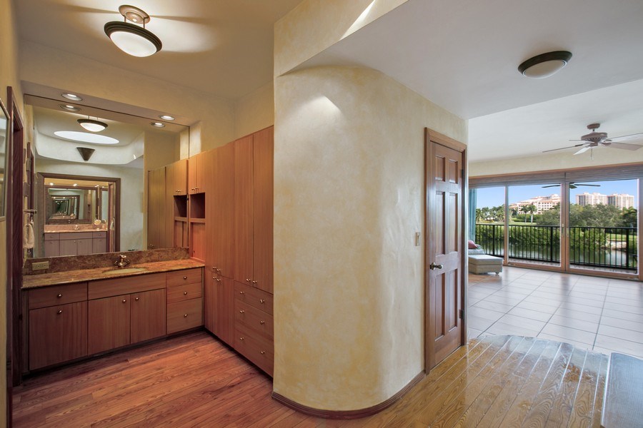 Real Estate Photography - 6018 Paradise Point Drive, Palmetto Bay, FL, 33157 - Master Suite